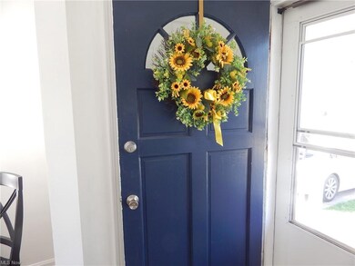 Welcome into this totally refreshed home!