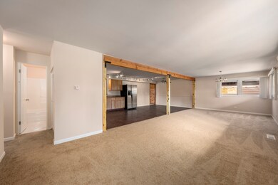 18670 Loras Ln, Country Club Hills, IL 60478 - photo 2
