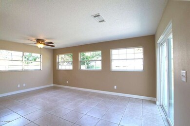 Hudson 6450-Family Room.jpg