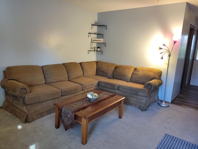 6279 Braiden Ct unit 10B, Columbus, OH 43213 - photo 3