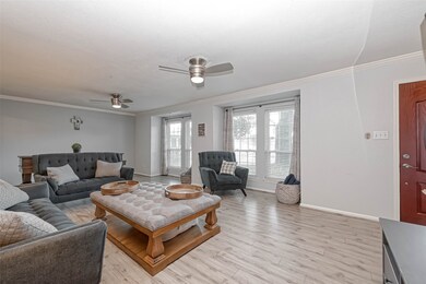 10343 Briar Forest Dr unit 11, Houston, TX 77042 - photo 5