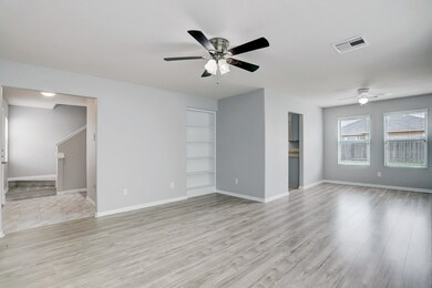 16755 N Blue Jay Dr, Conroe, TX 77385 - photo 5