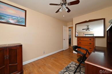 2568 Vauxhall Rd, Union, NJ 07083 - photo 7