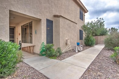708 W Indigo Dr-6