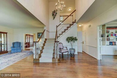 12405 Macao Ct, Herndon, VA 20171 - photo 3