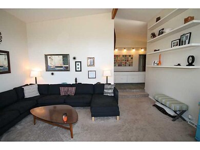 2585 Chestnut St, Columbus, IN 47201 - photo 7