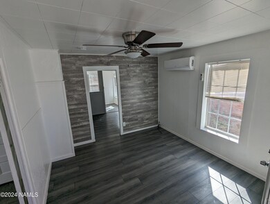 409 E Oak St, Winslow, AZ 86047 - photo 4