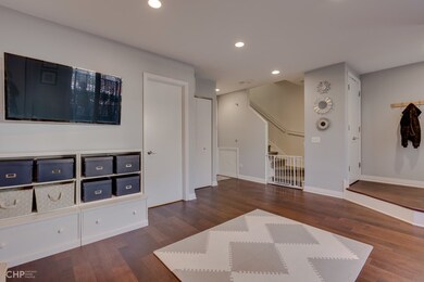 2757 N Greenview Ave unit B, Chicago, IL 60614 - photo 4