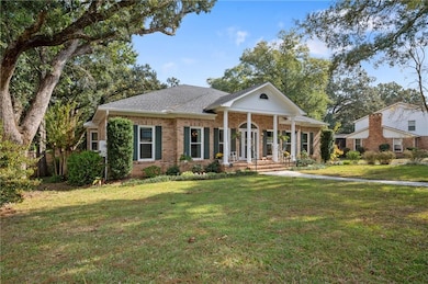 1437 Regency Oaks Dr E, Mobile, AL 36609 - photo 2