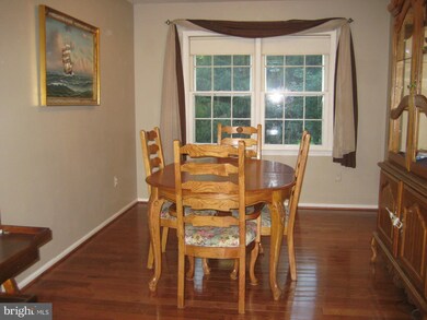 9901 Rand Dr, Burke, VA 22015 - photo 3