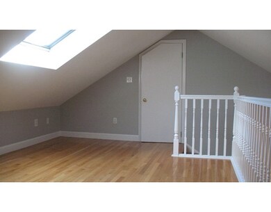 35 Hammond Pond Pkwy unit 4, Chestnut Hill, MA 02467 - photo 5