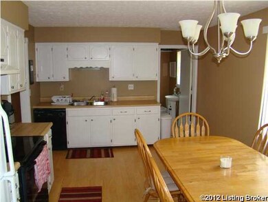 143 Dogwood Ct, Mount Washington, KY 40047 - photo 5