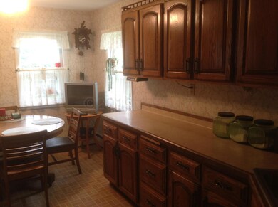 13 3rd St. SW Hillsboro 016