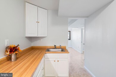 1821 Old Post Terrace, Woodbridge, VA 22191 - photo 7