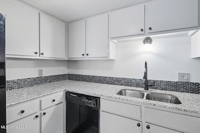 5155 Wayneland Dr unit C8, Jackson, MS 39211 - photo 6