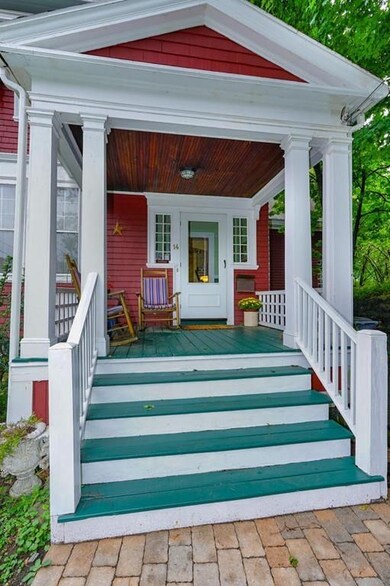 14 Maple St, Arlington, MA 02476 - photo 2
