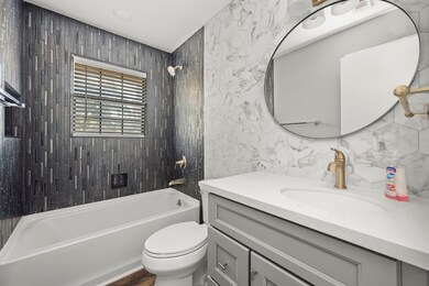 6717 Carver Rd, Houston, TX 77091 - photo 6