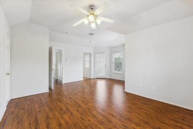 1723 Redwing Haven Dr, Houston, TX 77009 - photo 7