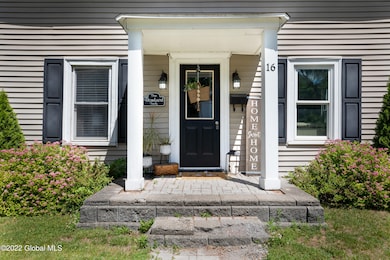 16 Lexington Ave, Glens Falls, NY 12801 - photo 3