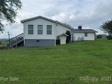 129 Francis Rd, Hendersonville, NC 28792 - photo 3