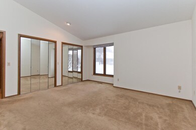 016 bedroom suite - IMG_1084
