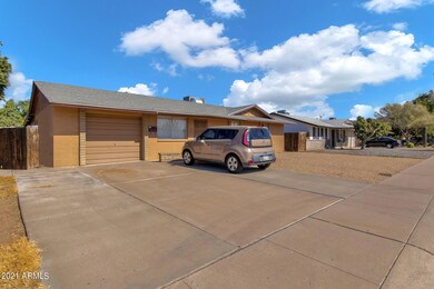 3-web-or-mls-2226-w-bloomfield-rd