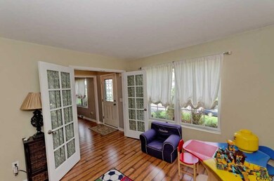 56 Sandy Ln, Selkirk, NY 12158 - photo 4