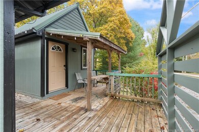Cottage with Split unit and loft