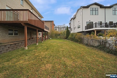 146B Myrtle Ave, Fort Lee, NJ 07024 - photo 4