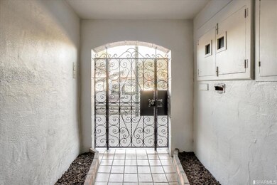 1865 Chestnut St, San Francisco, CA 94123 - photo 5