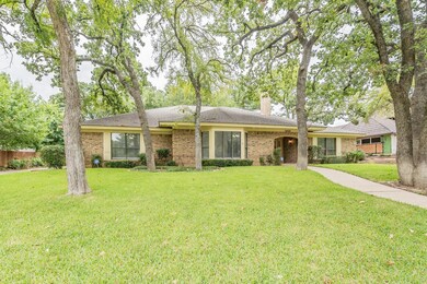 1301 Schumac Ln, Bedford, TX 76022 - photo 2