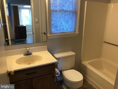 40 Touchdown Alley, Berkeley Springs, WV 25411 - photo 6