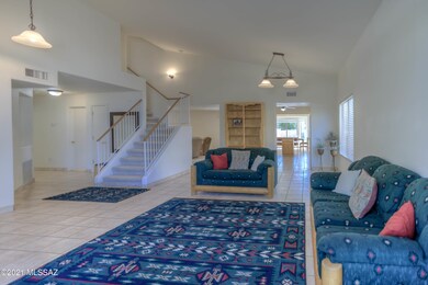 8 Living Room photo b