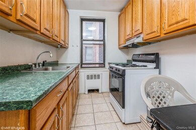 Wakefield Coop unit 4A, Bronx, NY 10466 - photo 5