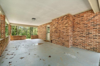 1745 Izaak Walton Rd, Madison Heights, VA 24572 - photo 5