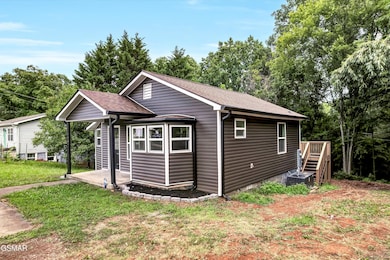 02-1904 Smokemont Dr-2