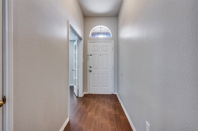 315 Mcmurtry Dr, Arlington, TX 76002 - photo 7