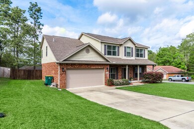 3 Garage Driveway 3005 CrownCreekCir-Cvi