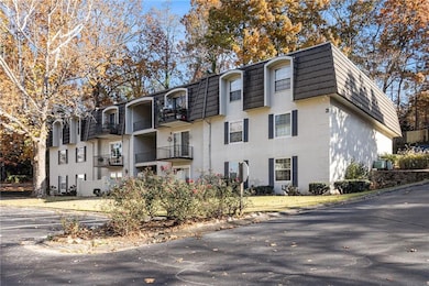 725 Dalrymple Rd NE unit 3H, Atlanta, GA 30328 - photo 3