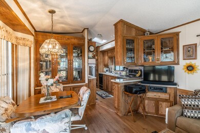 dining nook 1