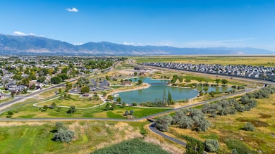 3074 S Edgewater Ln, Syracuse, UT 84075 - photo 2