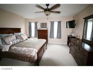 Master Bedroom - VERY NICE SIZE MASTER WITH HUGE W