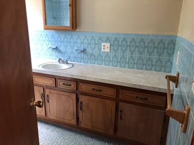 78 Plain St unit 4, Taunton, MA 02780 - photo 7