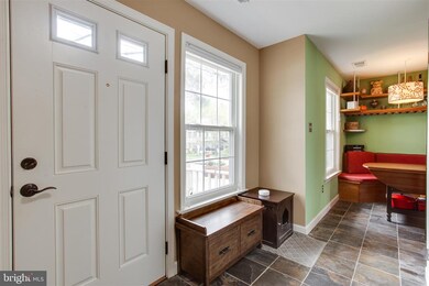 300A Locust St SE unit 1, Vienna, VA 22180 - photo 5