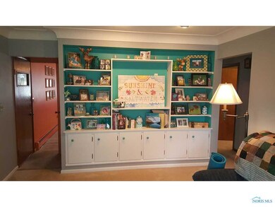 521 W College Ave, Woodville, OH 43469 - photo 3