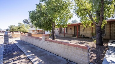2-web-or-mls-3177-w-capistrano-rd