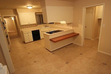 5946 E El Monte Way, Fresno, CA 93727 - photo 4