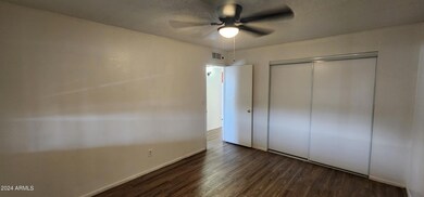 322 N Mcqueen Rd unit B, Chandler, AZ 85225 - photo 4