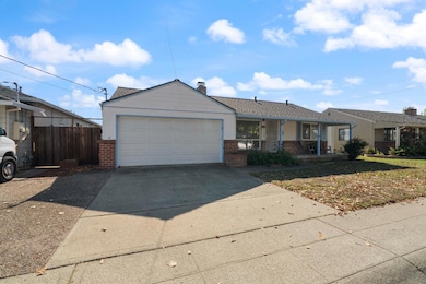 15839 Via Cordoba, San Lorenzo, CA 94580 - photo 2