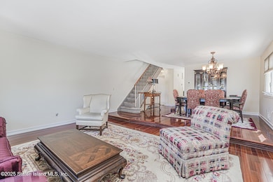 98 Cotter Ave, Staten Island, NY 10306 - photo 7